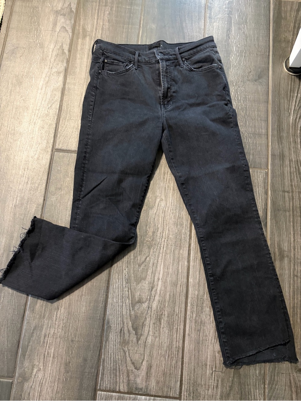 Mother Women's Black Straight-Leg insider crop Jeans size 29